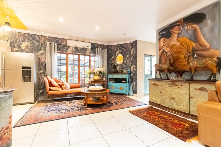 3 Bedroom Property for Sale in Safari Gardens North West